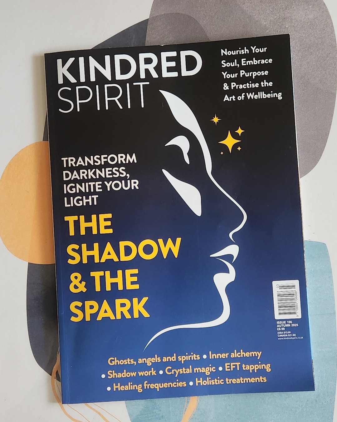 Have you picked up your copy of Kindred Spirit yet? 🍂✨ Inside the Autumn issue...
🌟 The joy of glimmers with Bridget McNulty @msbridgetmcnulty
🌟 EFT & healing the mother wound
🌟 Theresa Cheung @thetheresacheung on manifestation
🌟 Boost your aura with crystals
🌟 In conversation with Kirsty Gallagher @kirsty_gallagher_
🌟 Natural health, recipes, giveaways & more!
Tap the link in our bio to get your copy today! 🧡